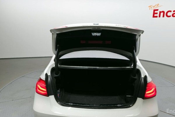 2018 BMW 3 серии с пробегом 103 961 км