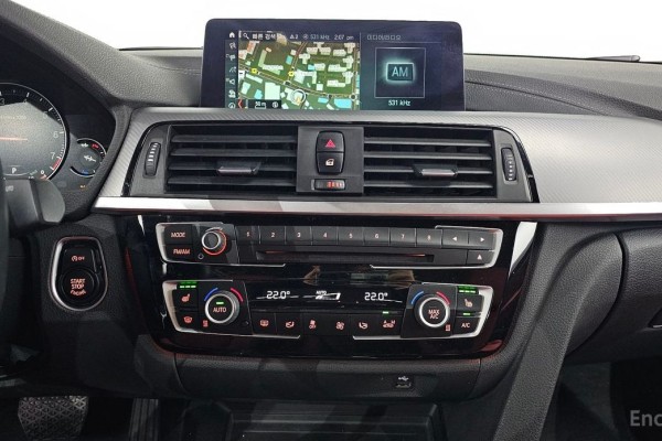 2018 BMW 3 серии с пробегом 40 909 км