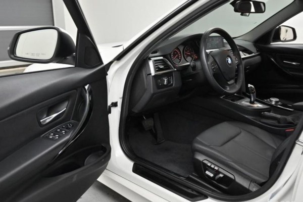 2016 BMW 3 серии с пробегом 51 794 км