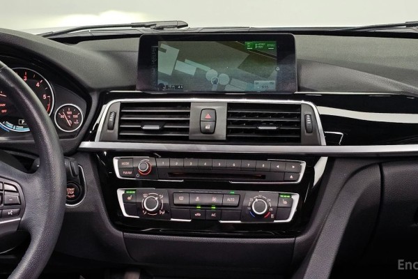 2015 BMW 3 серии с пробегом 100 493 км