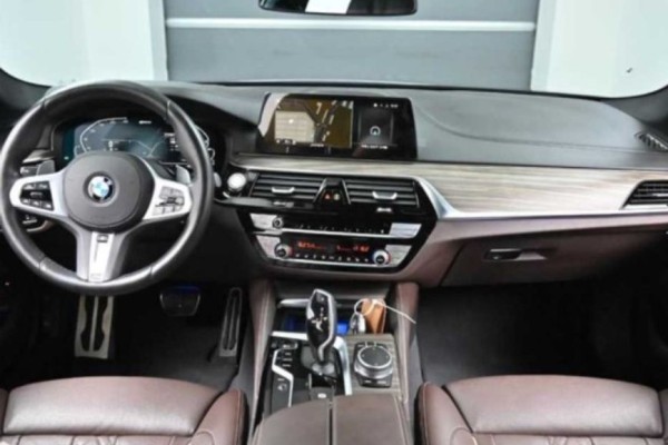 2020 BMW 5 серии с пробегом 66 000 км
