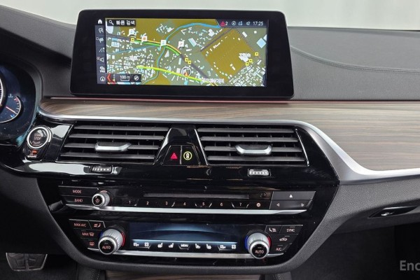 2018 BMW 5 серии с пробегом 69 628 км