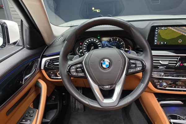 2018 BMW 5 серии с пробегом 63 340 км