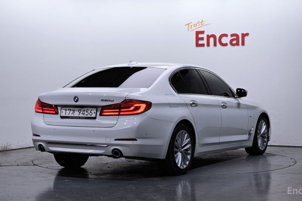 2018 BMW 5 серии с пробегом 54 714 км