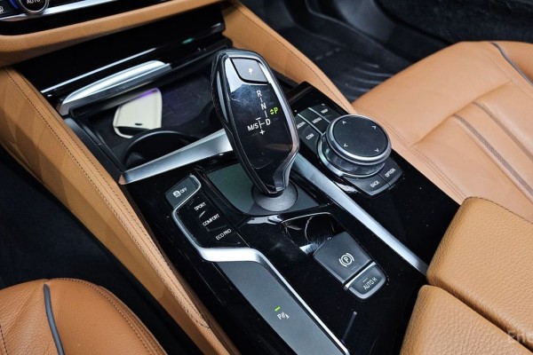 2018 BMW 5 серии с пробегом 60 067 км