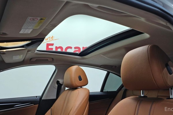 2018 BMW 5 серии с пробегом 54 714 км