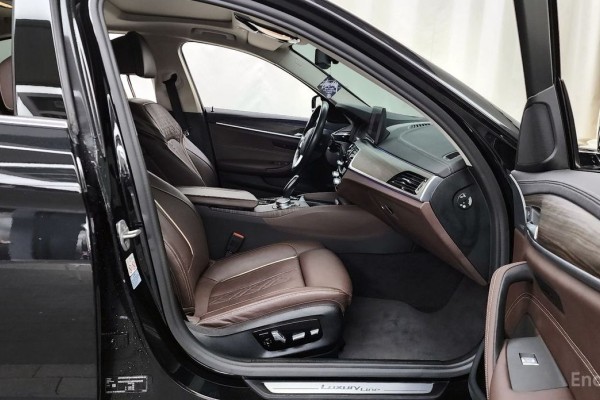 2020 BMW 5 серии с пробегом 112 742 км