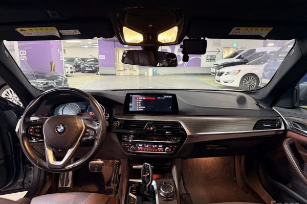 2018 BMW 5 серии с пробегом 130 088 км