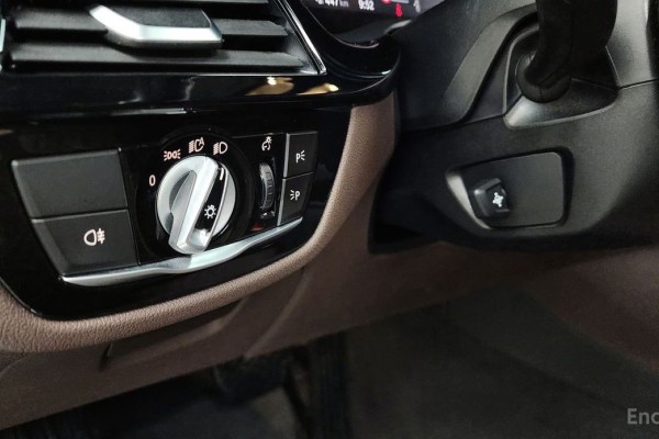 2020 BMW 5 серии с пробегом 112 742 км