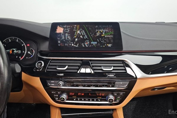 2018 BMW 5 серии с пробегом 109 938 км