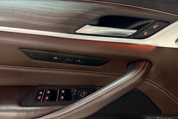 2018 BMW 5 серии с пробегом 130 088 км