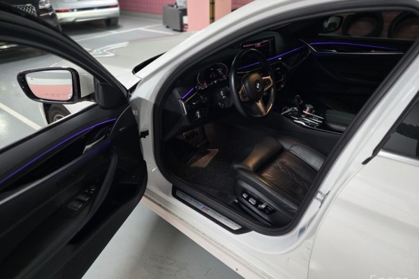2021 BMW 5 серии с пробегом 143 579 км