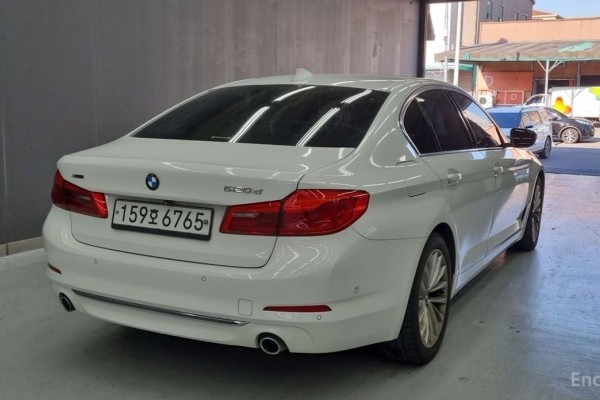 2019 BMW 5 серии с пробегом 123 400 км