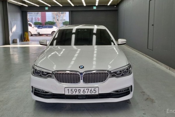 2019 BMW 5 серии с пробегом 123 400 км