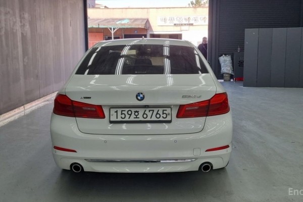 2019 BMW 5 серии с пробегом 123 400 км