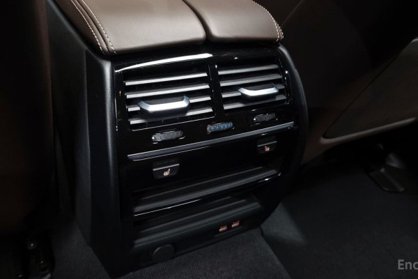 2020 BMW 5 серии с пробегом 52 413 км