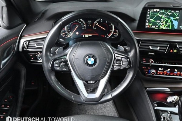 2018 BMW 5 серии с пробегом 124 042 км