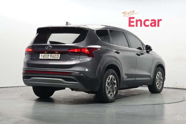 2022 Hyundai Santa Fe с пробегом 67 351 км