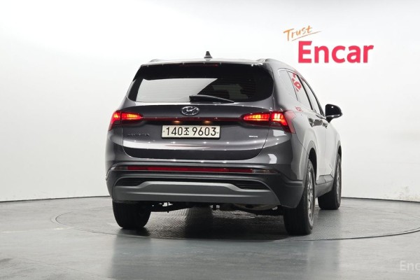 2022 Hyundai Santa Fe с пробегом 67 351 км