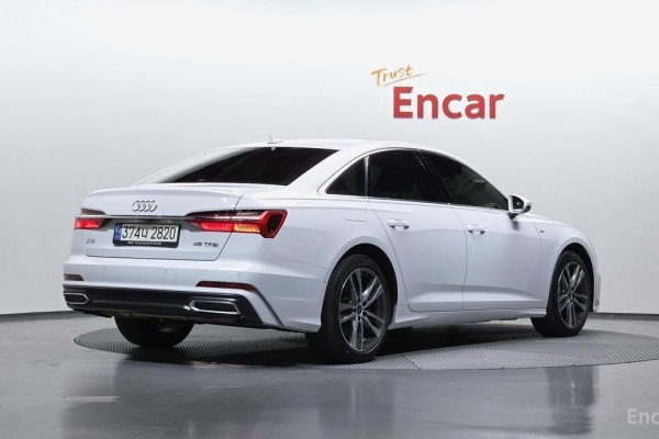 2022 Audi A6 с пробегом 43 455 км
