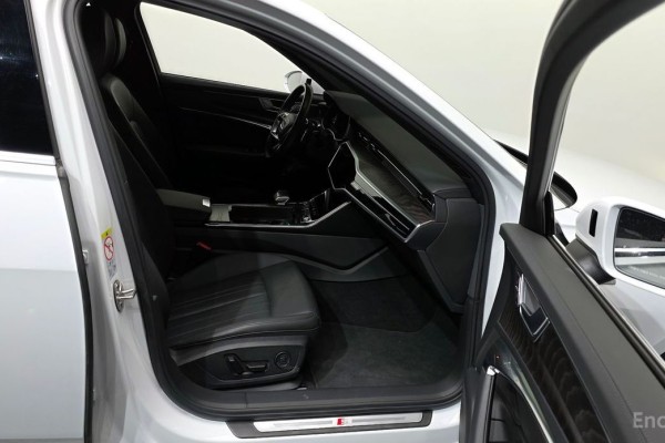 2022 Audi A6 с пробегом 43 455 км