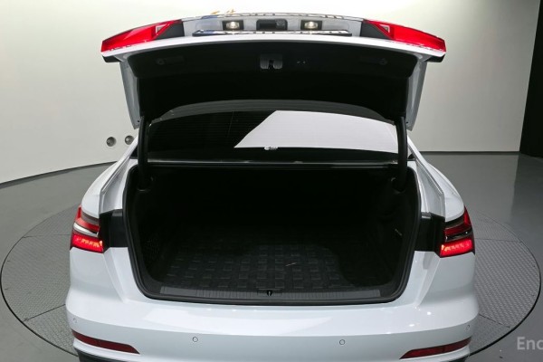 2022 Audi A6 с пробегом 43 455 км