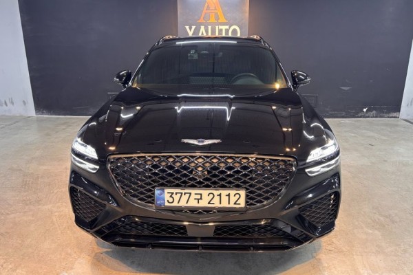2021 Genesis GV70 с пробегом 67 000 км