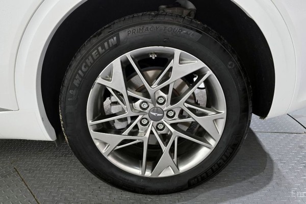 2021 Genesis GV70 с пробегом 35 348 км