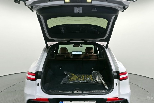 2021 Genesis GV70 с пробегом 35 348 км