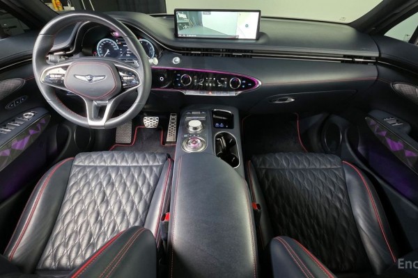 2021 Genesis GV70 с пробегом 85 340 км