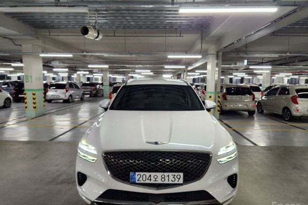 2021 Genesis GV70 с пробегом 49 052 км