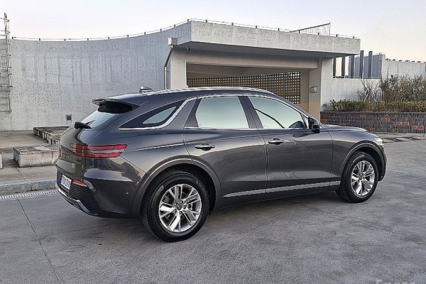 2021 Genesis GV70 с пробегом 59 131 км