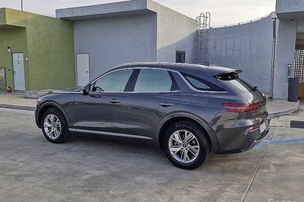 2021 Genesis GV70 с пробегом 59 131 км