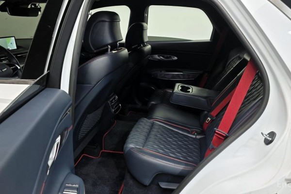 2021 Genesis GV70 с пробегом 85 340 км