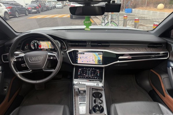 2021 Audi A6 с пробегом 41 760 км