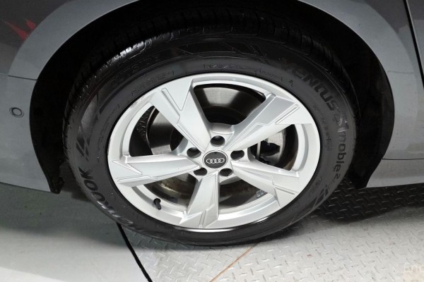 2021 Audi A6 с пробегом 52 977 км