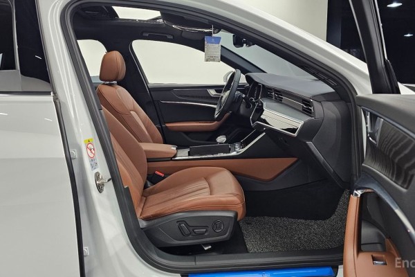 2021 Audi A6 с пробегом 49 550 км