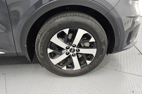 2022 Kia Sorento с пробегом 71 733 км