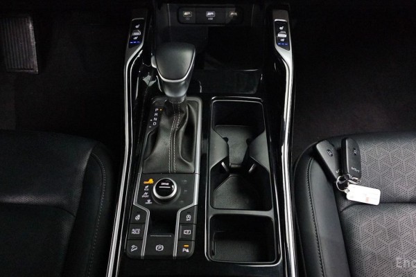 2022 Kia Sorento с пробегом 71 733 км