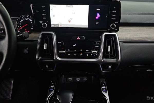 2022 Kia Sorento с пробегом 71 733 км