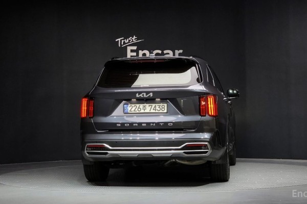 2021 Kia Sorento с пробегом 75 700 км