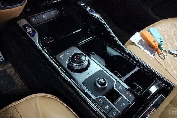 2021 Kia Sorento с пробегом 75 700 км