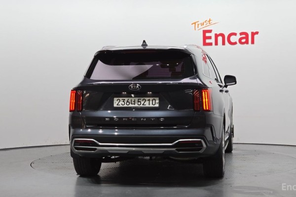 2021 Kia Sorento с пробегом 79 493 км