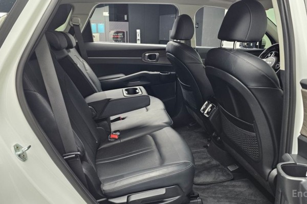 2022 Kia Sorento с пробегом 49 950 км