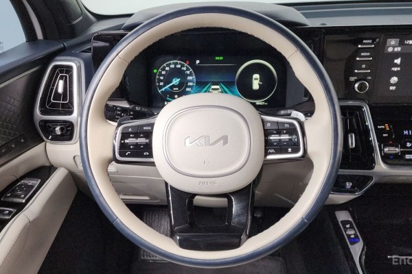 2022 Kia Sorento с пробегом 48 427 км