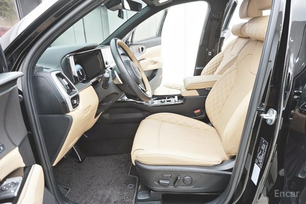 2022 Kia Sorento с пробегом 72 263 км