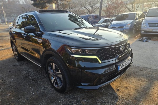 2021 Kia Sorento с пробегом 77 680 км