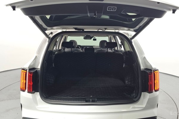 2021 Kia Sorento с пробегом 56 009 км