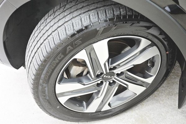 2022 Kia Sorento с пробегом 72 263 км