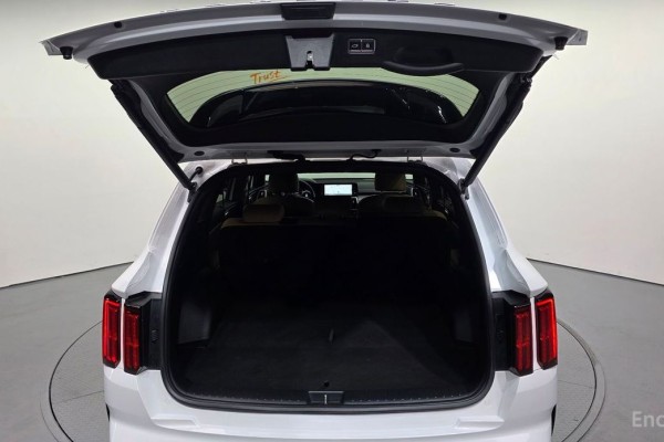 2021 Kia Sorento с пробегом 51 896 км